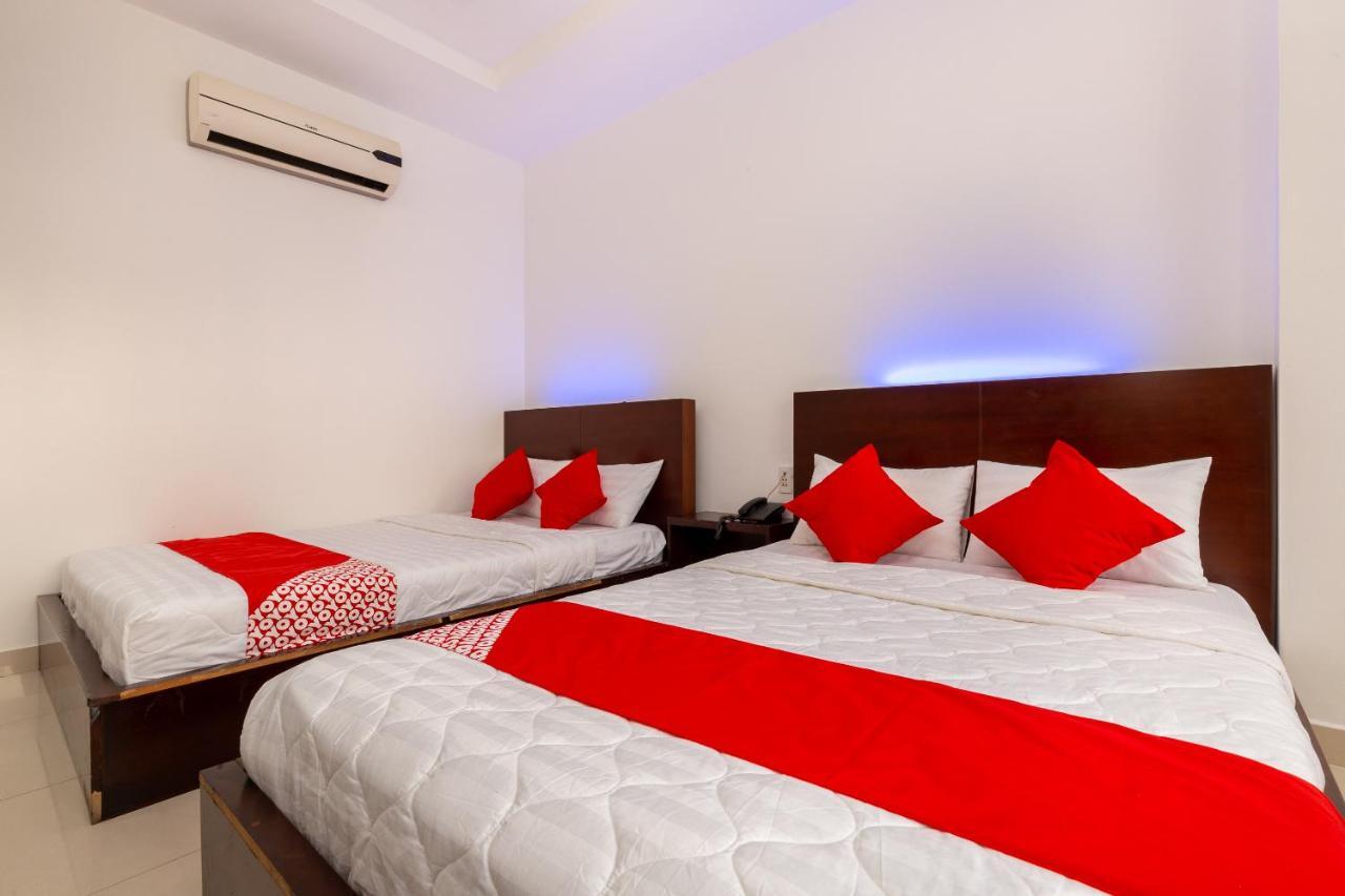 Khách sạn Oyo 487 Sao Mai 2*
